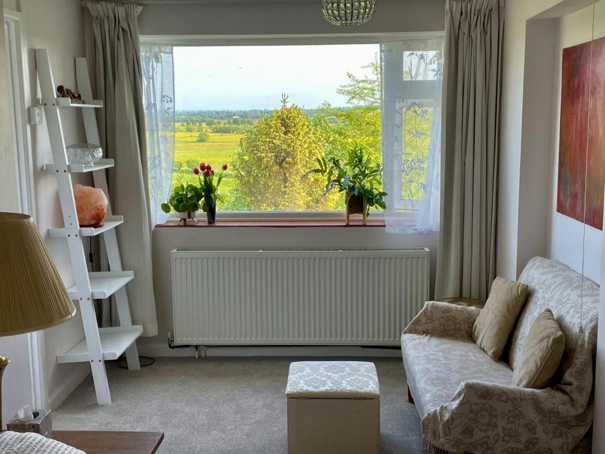 Magic Of Avalon Apartamento Glastonbury Exterior foto